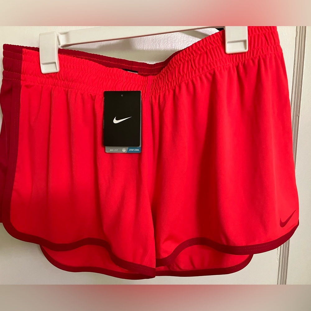 Nike Womens large Dri-Fit Running Shorts New With Tags Unlined